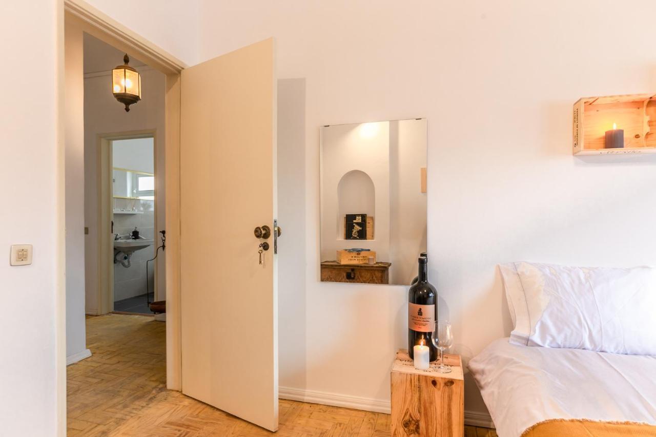 Wine Inn Carcavelos Guesthouse ภายนอก รูปภาพ