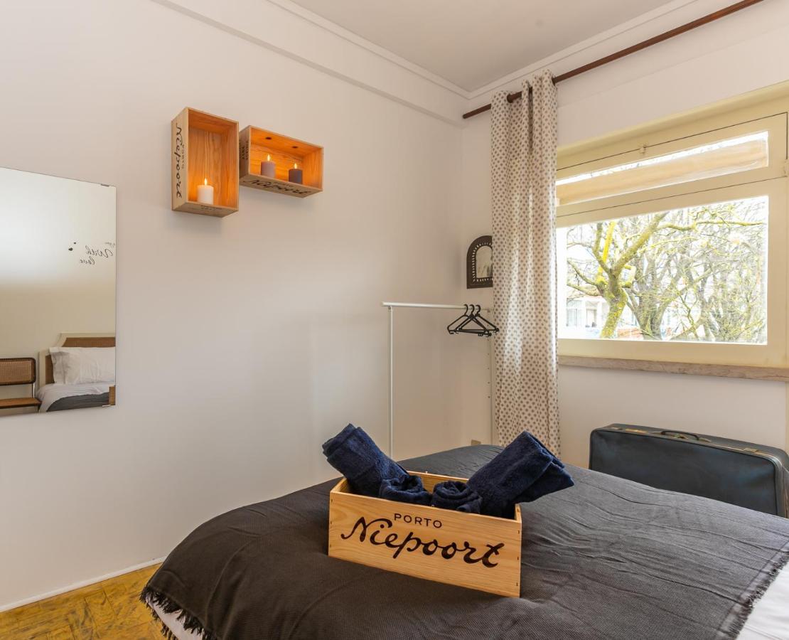 Wine Inn Carcavelos Guesthouse ภายนอก รูปภาพ