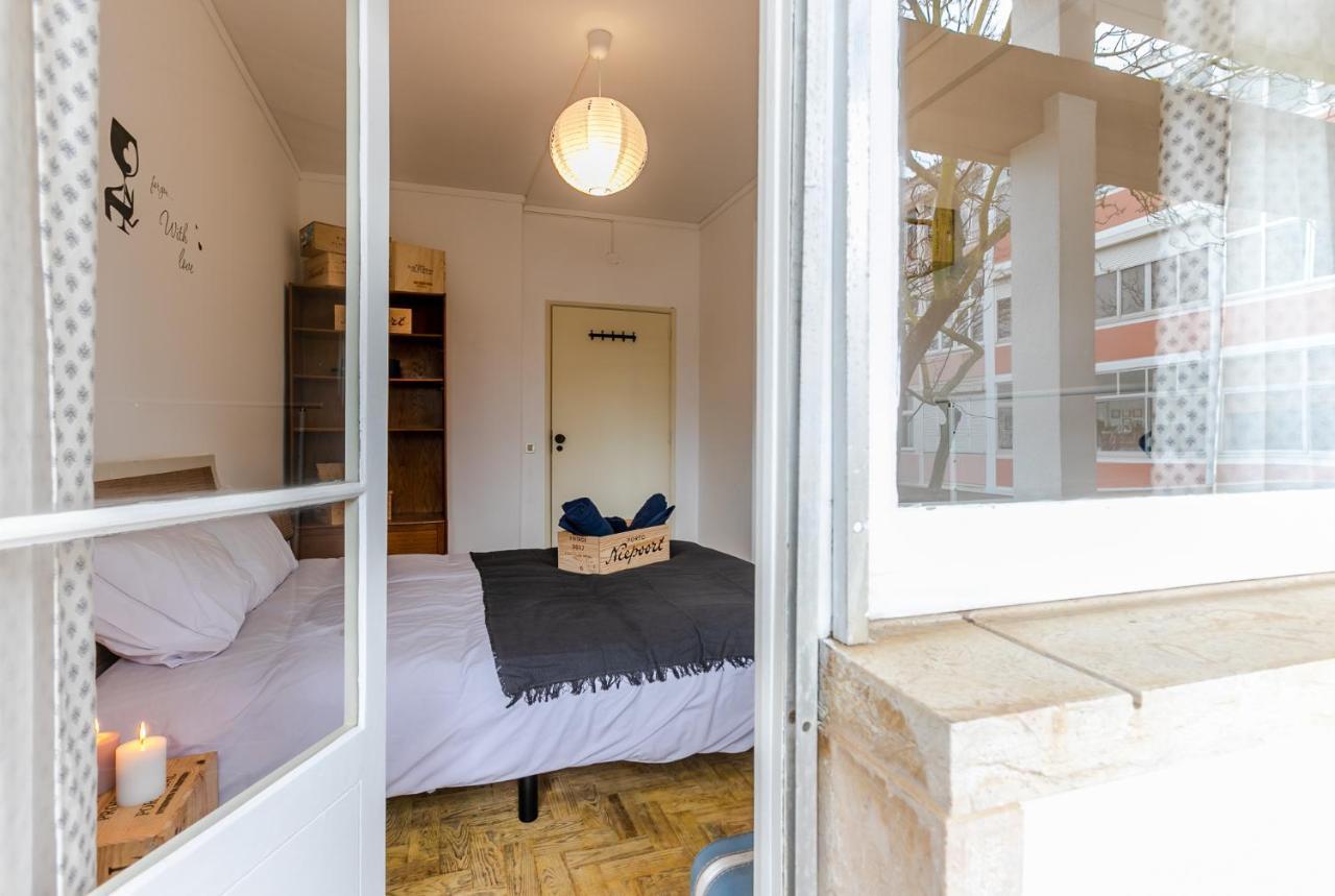 Wine Inn Carcavelos Guesthouse ภายนอก รูปภาพ