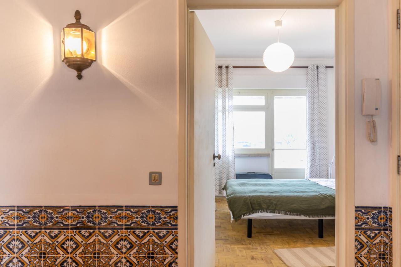 Wine Inn Carcavelos Guesthouse ภายนอก รูปภาพ