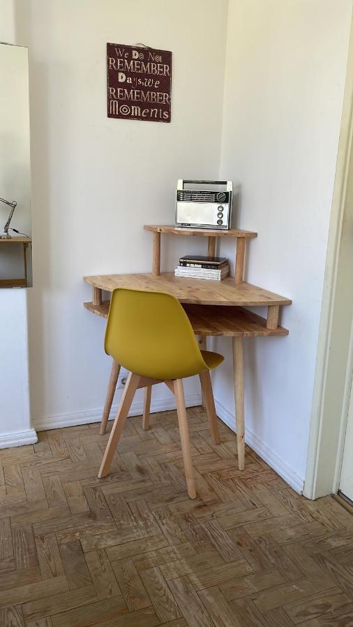Wine Inn Carcavelos Guesthouse ภายนอก รูปภาพ